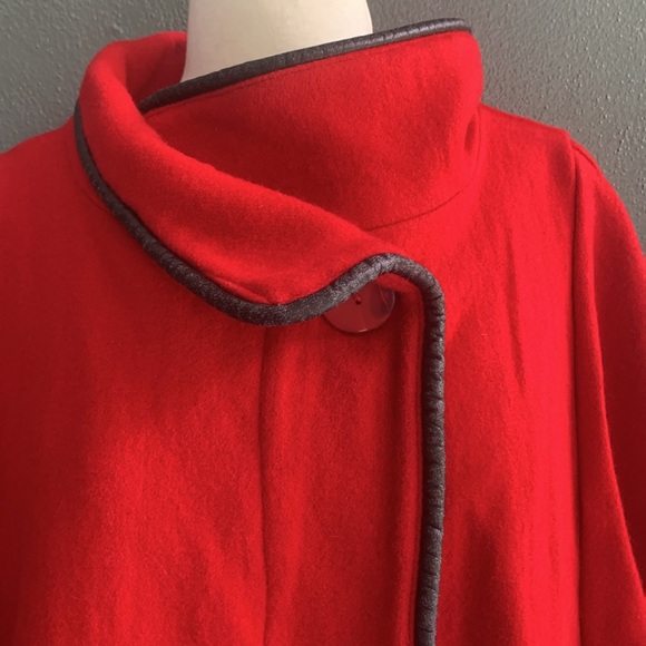 Dani Colby - Picture 2 of 10